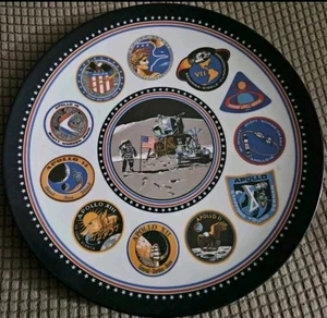 Placa conmemorativa de colección Apolo Space Missions NASA EE. UU. 9 7/8" malamina Texas Ware - Imagen 1 de 8