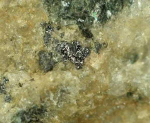 CLEUSONITE from Switzerland * TYPE LOCALITY SPECIMEN * 1,7 cm - Picture 1 of 3