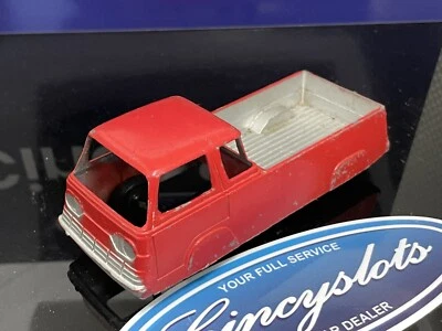 Camión diecast vintage 1962 Tootsie Toy "Ford Econoline Pickup" (6") Foto 1 de 3