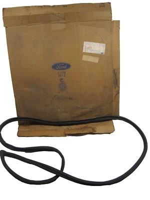 NOS FORD C9AZ-5425324-B puerta trasera resistente al clima 1969 1970 LTD Galaxie 4 puertas Foto 1 de 4