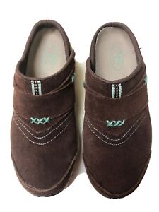 Ryka Woman’s Slip On Shoes Brown Leather Suede Size 5.5 EUC