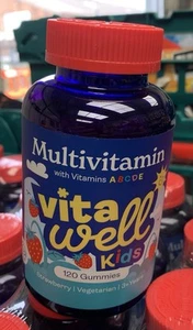 Vitawell Kids Multivitamin Gummies - 120 Strawberry Flavour, BBE: 16/03/2027 - Picture 1 of 5
