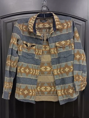 PENDLETON Men's La Pine Geo Jacquard Wool Overshirt sz xs fitted or women's med - Image 1 of 3