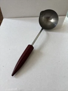 VTG ANDROCK Stainless Steel 10” Ladle w Pour Spout BAKELITE Red BULLET HANDLE - Picture 1 of 5