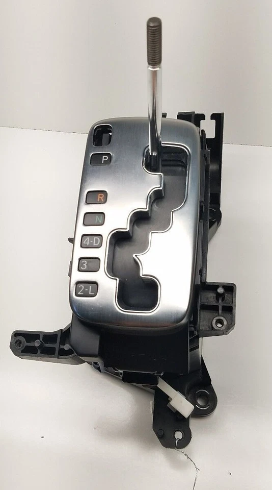 Оригинальная пластина переключателя передач для Lexus ES330 2004 года выпуска PA66 — GF30 - Изображение 1 из 1