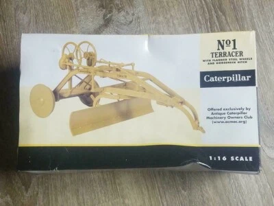 2012 1/16 Caterpillar Terracer No.1 Pull Grader ACMOC SpecCast Die Cast - Image 1 of 4
