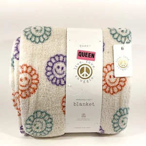 Live.Love.Snuggle Cozy Soft Smiley Happy Face QUEEN Blanket 90"x 90" Ivory New - Picture 1 of 7
