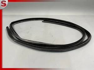 04-10 BMW 525i REAR RIGHT DOOR TRUNK SEAL WEATHERSTRIP RUBBER 51227033795 OEM - Picture 1 of 5
