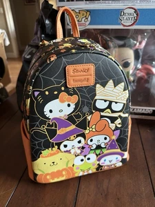 Loungefly: Sanrio Halloween Mini Rucksack - mit Etikett - Neu - Bild 1 von 8