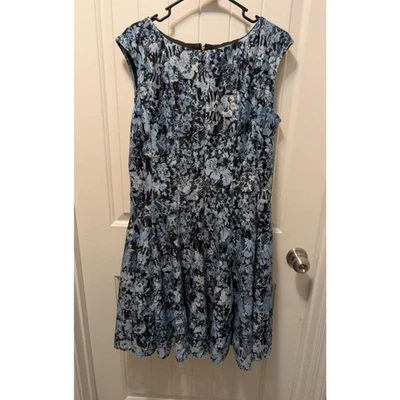 Платье Julian Taylor Plus женское 14 Gabby Skye Print синее кружевное покрой с широкой юбкой - Изображение 1 из 4