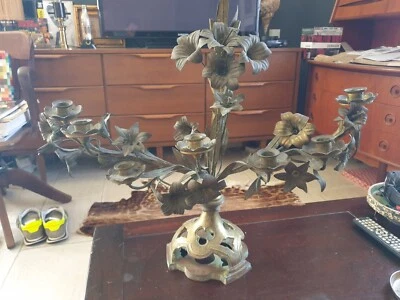 GRAND BOUGEOIR AUTEL D EGLISE RELIGIEUX RELIGIOUS FLOWERS XIXeS EN LAITON BRONZE - Photo 1/4