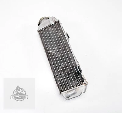 2004 HONDA CR85R CR85 80 RB OEM RADIATOR COOLING FILL CAP AIR FLOW - Image 1 of 4