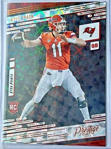 2021 Panini Prestige Rookies Xtra Points Hyper Kyle Trask #207 Rookie RC Bucs - Picture 1 of 2