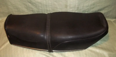 Montaje doble asiento original Honda CJ360 1976-77~P/N 77200-388-000 (#4931 Foto 1 de 4