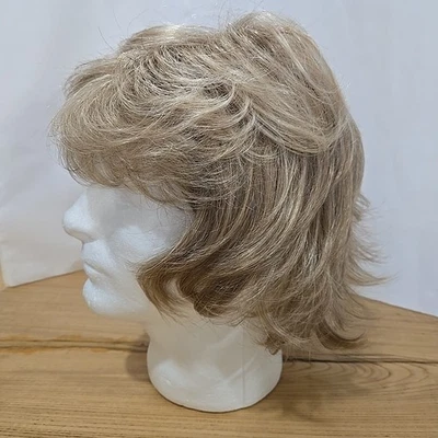 Peluca TLC para mujer rubia mediana corta ajustable 7804 1621 P Foto 1 de 4