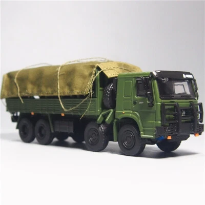 1:64 8X8 Military Vehicle Model Alloy Simulation Off-Road Troop Transport Truck - Image 1 of 4