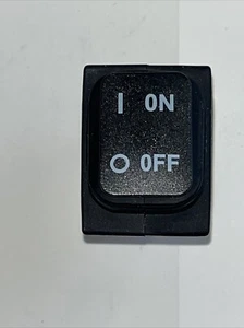 Interruptor de encendido/apagado Titan 2420453 para plataformas Impact X - Imagen 1 de 5