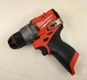 Milwaukee M12 COMBUSTIBLE 12V sin escobillas 1/2 pulgada. Taladro percutor (solo herramienta) 3404-20 - Imagen 1 de 6