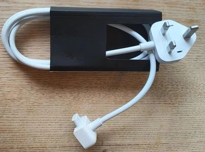Apple Mains Power Lead 05 B622 0168 3A 250V Brand New - Image 1 of 3