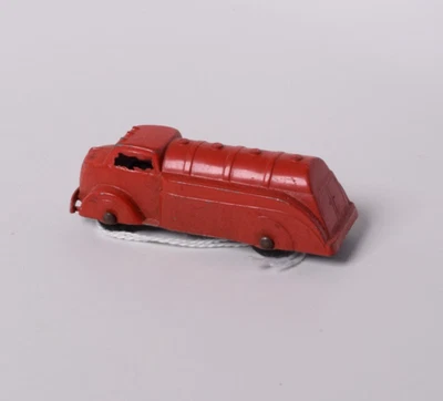 Tootsietoy Red No 235 Oil Tanker 3" 1947-1954 quatro tampas carro de brinquedo superior - Imagem 1 de 4