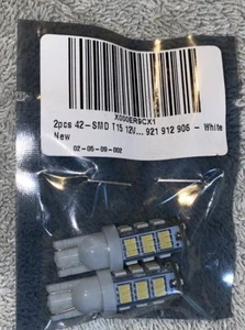2pcs 42 - SMD T 15 12v 921 912 906 - White - Picture 1 of 3