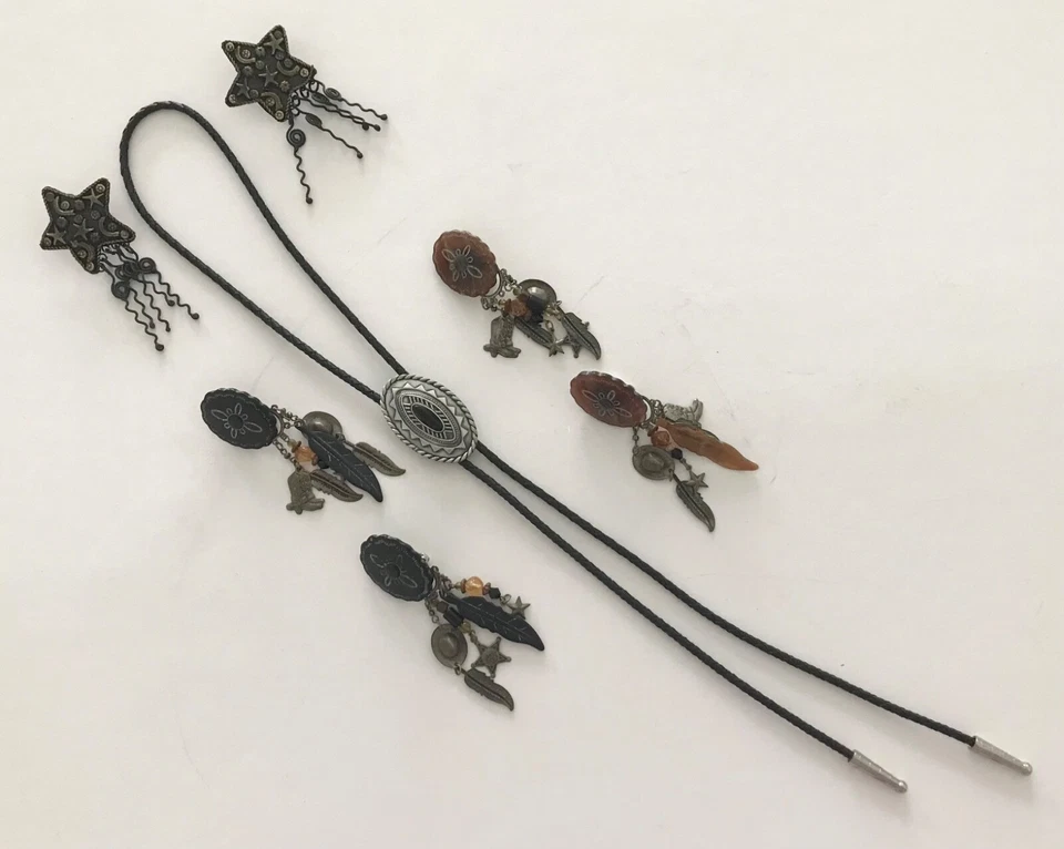 Signed ©JJ 1985 Western Pewter & Onyx Bolo Tie SW Style w/3 Pr Cowboy Earrings - Image 1 of 4