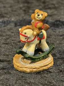 Wee Forest Folk T-06 Ride 'em Teddybär Schaukelpferd 1985 Donna Peterson - Bild 1 von 7