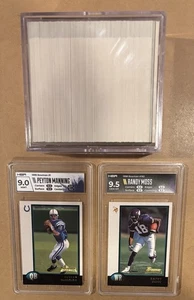 KOMPLETTSATZ 1998 Bowman Football MANNING HGA 9.0 & MOSS HGA 9.5 Rookies ANSEHEN 👀 - Bild 1 von 5