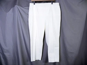 Chicos Brigitte Pull-On so schlankmachende kurze Hose Größe 2,5 US 14 elfenbein Taschen neu ohne Etikett - Bild 1 von 5