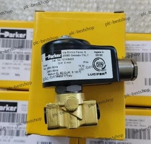 1PCS NEW PARKER 121K6423 Solenoid Valve 230V 19W - Picture 1 of 1