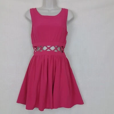 Mini Vestido Trixxi Para Mujer Sin Mangas Ajuste Acampanado Talla 5 Barbie Rosa Cintura Corte Trasero Foto 1 de 4
