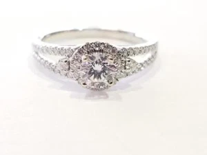 14K White Gold APX 4/5 CTTW Round Diamond Halo Engagement Ring Sz 7. (AM1053383) - Picture 1 of 6