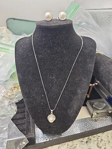Necklace &earrings Set. 925 Silver Halo Faux Pearl & Cubic Zirconia S Baguettes - Picture 1 of 5