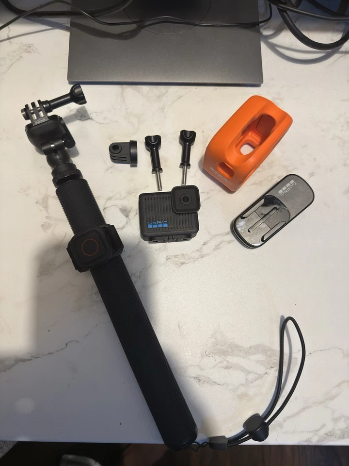 GoPro Hero (2024) 4k + Accesories - Image 1 of 1