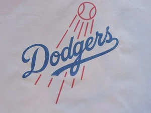 1 LOS ANGELES DODGERS MLB BASEBALL SEWING BLOCK QUILTING SQUARE FABRIC MATERIAL - Picture 1 of 2