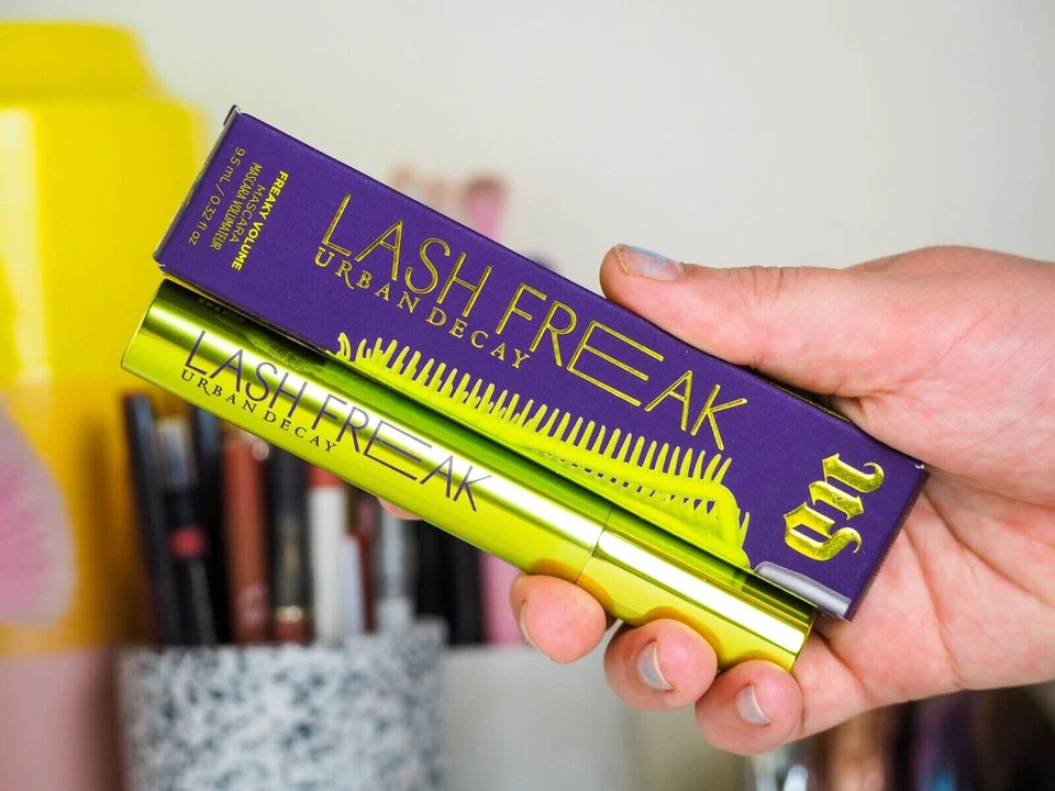 Rímel Urban Decay LASH FREAK VOLUME - Tamaño COMPLETO 9,5 ml - NUEVO EN CAJA Voluminizador Foto 1 de 1