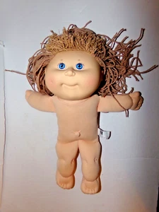 CABBAGE PATCH KID DOLL HASBRO girl CRIMP N CURL ASH BLOND LOOK AT PICS - Picture 1 of 5