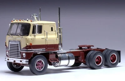 IXOMODELS - Camion singolo marrone e beige - INTERNATIONAL Transtar COE 1965 ... - Immagine 1 di 2