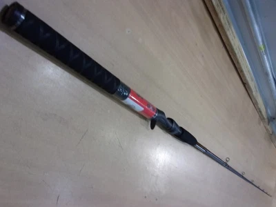 SHAKESPEARE UGLY STIK GX2  7 foot medium heavy casting rod  #USGXCA701MH - Image 1 of 4