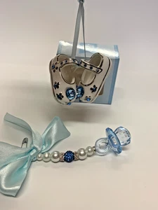 Botines de cerámica blanca y azul para bebé niño Leonardo Collection + encanto de cochecito ficticio - Imagen 1 de 5