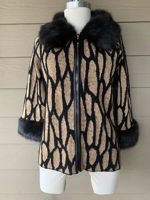 Chaqueta Suéter Carnigan Chicos Talla Pequeña Foto 1 de 4