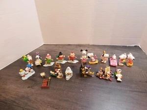 Peanuts PVC Christmas Ornaments Keychains Figures Takara Charlie Brown Lucy - Picture 1 of 4