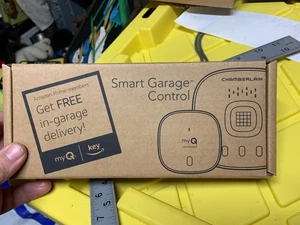 MyQ Smart Garagensteuerung Neu im Karton - Bild 1 von 9