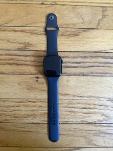 Apple Watch Series 8 GPS 45mm Midnight Aluminum With Nomad Band - Zdjęcie 1 z 7