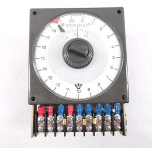 HA46A6R212 MicroFlex Reset Timer 120/240V 60HZ 20HR 15A/10AMP - Picture 1 of 5