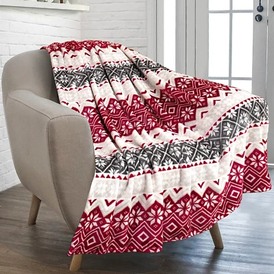 Christmas Throw Blanket | Holiday Christmas Red Fleece Blanket | Soft, Plush, Wa - Image 1 of 4