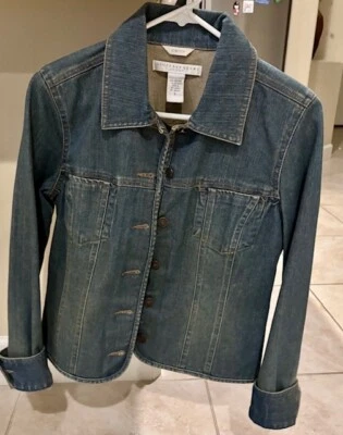 Women's Geoffrey Beene Sport Denim Jacket Sz 6 with buttons  - Image 1 of 3