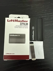 LiftMaster 371LM 1-BUTTON Gate Garage Remote Control Chamberlain Craftsman Comp - Picture 1 of 4