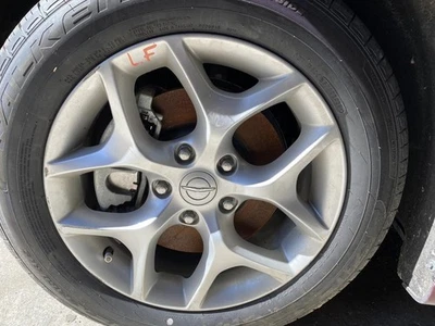 Wheel Road Wheel Aluminum 18x7-1/2 5 Y Spoke Painted Fits 17-18 PACIFICA 1899501 - Image 1 of 4