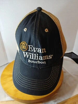 Evan Williams 波旁威士忌自 1783 年以来网眼背面可调节棒球帽 — 第 1/4 张图片